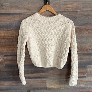Kendall & Kylie knit white sweater